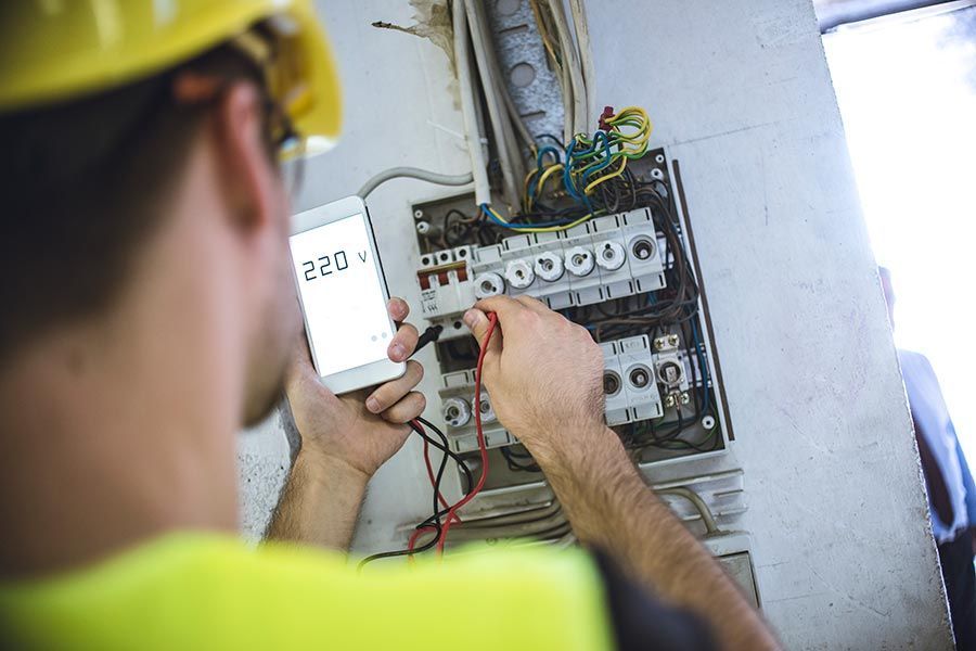 MED-CON MEDICIÓN CONTROL Y GESTIÓN DE LA ENERGIA