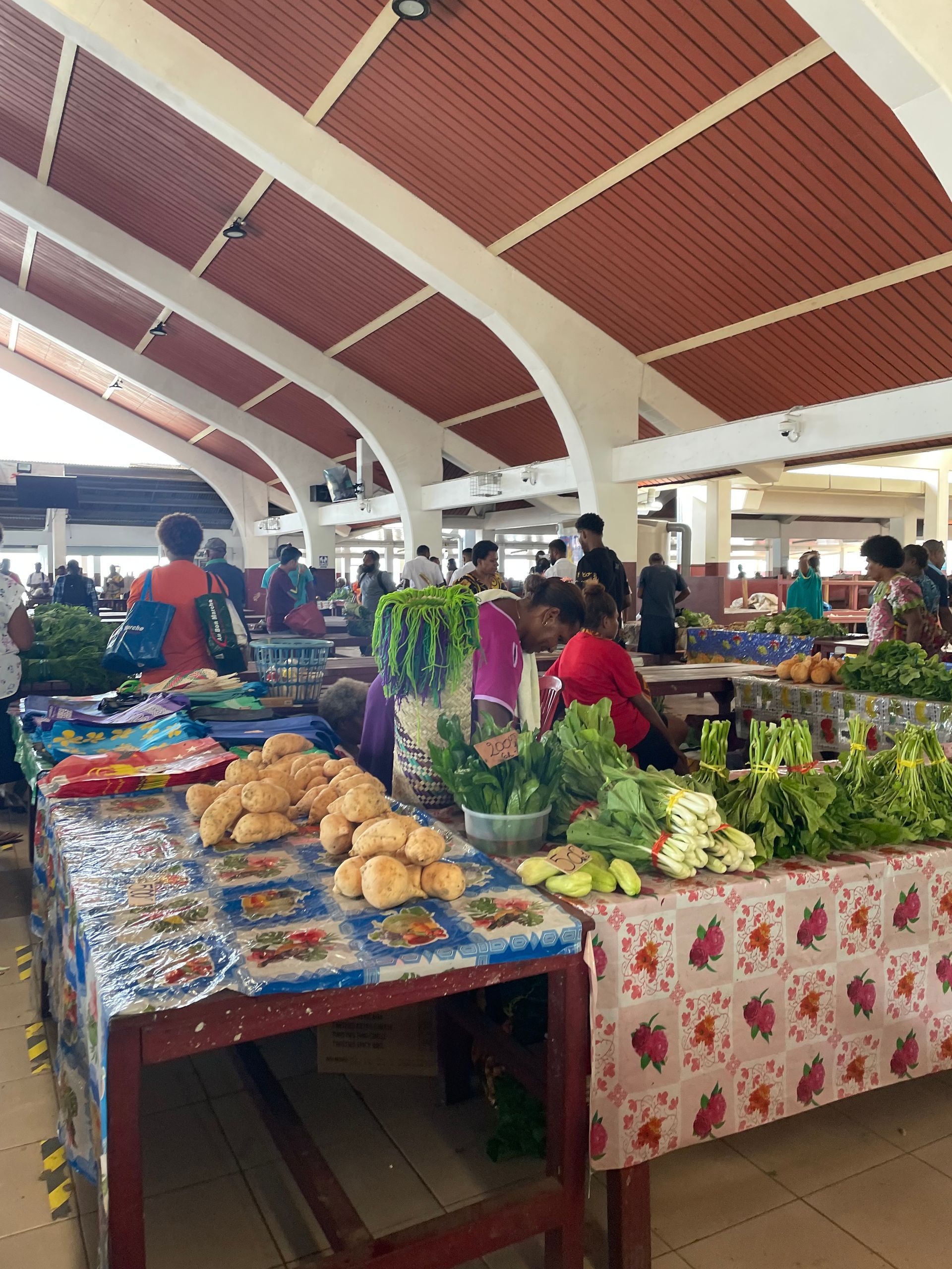 A market filled with lots of fruits and vegetables