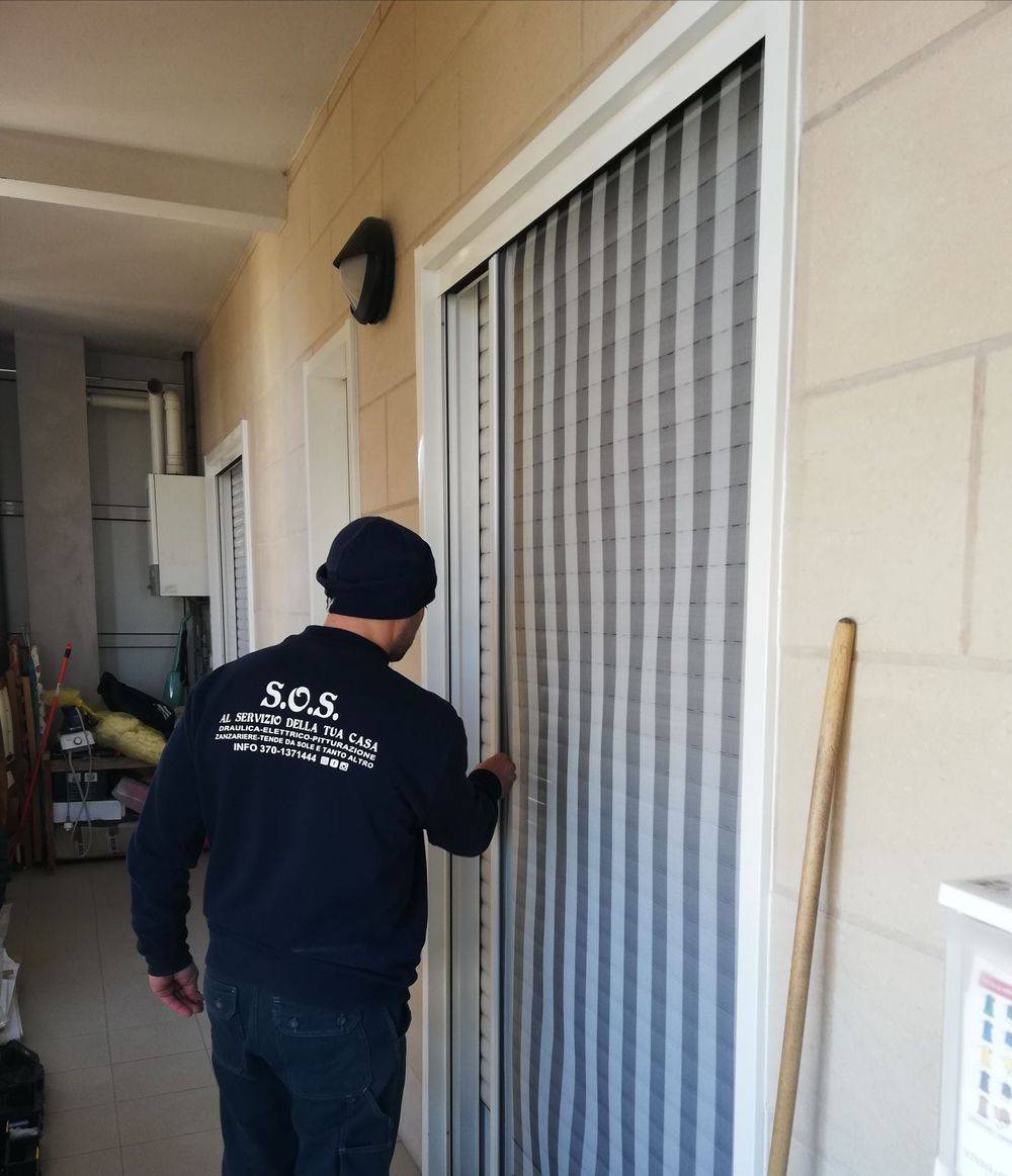 montaggio zanzariere