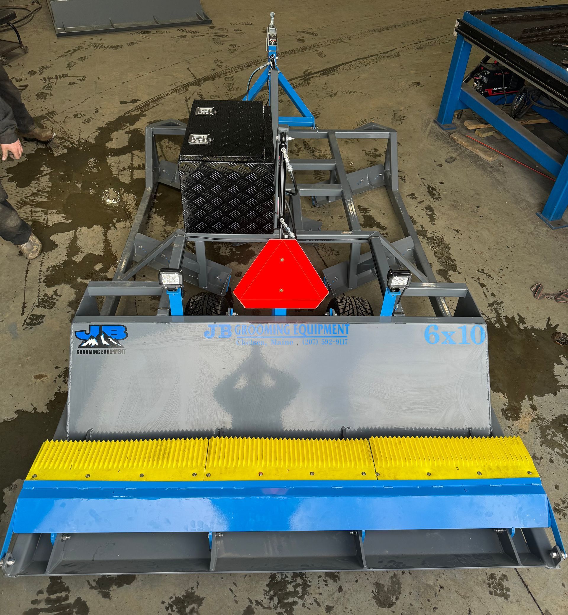 A machine that has the number 05110 on it