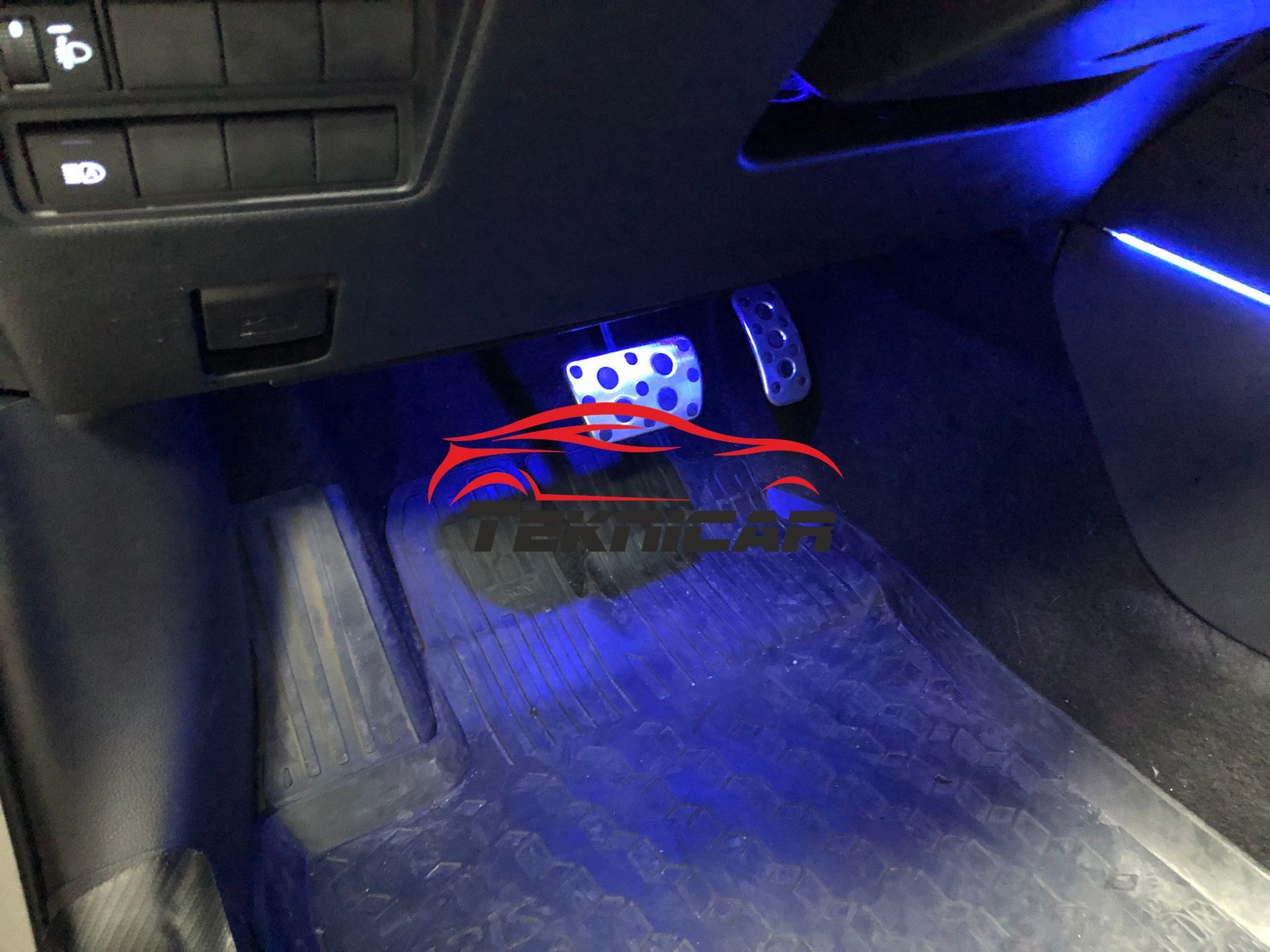 Iluminacion led ambiente Toyota Yaris