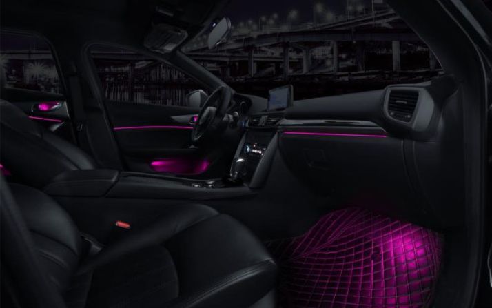 Iluminacion led ambiente Mazda CX-4