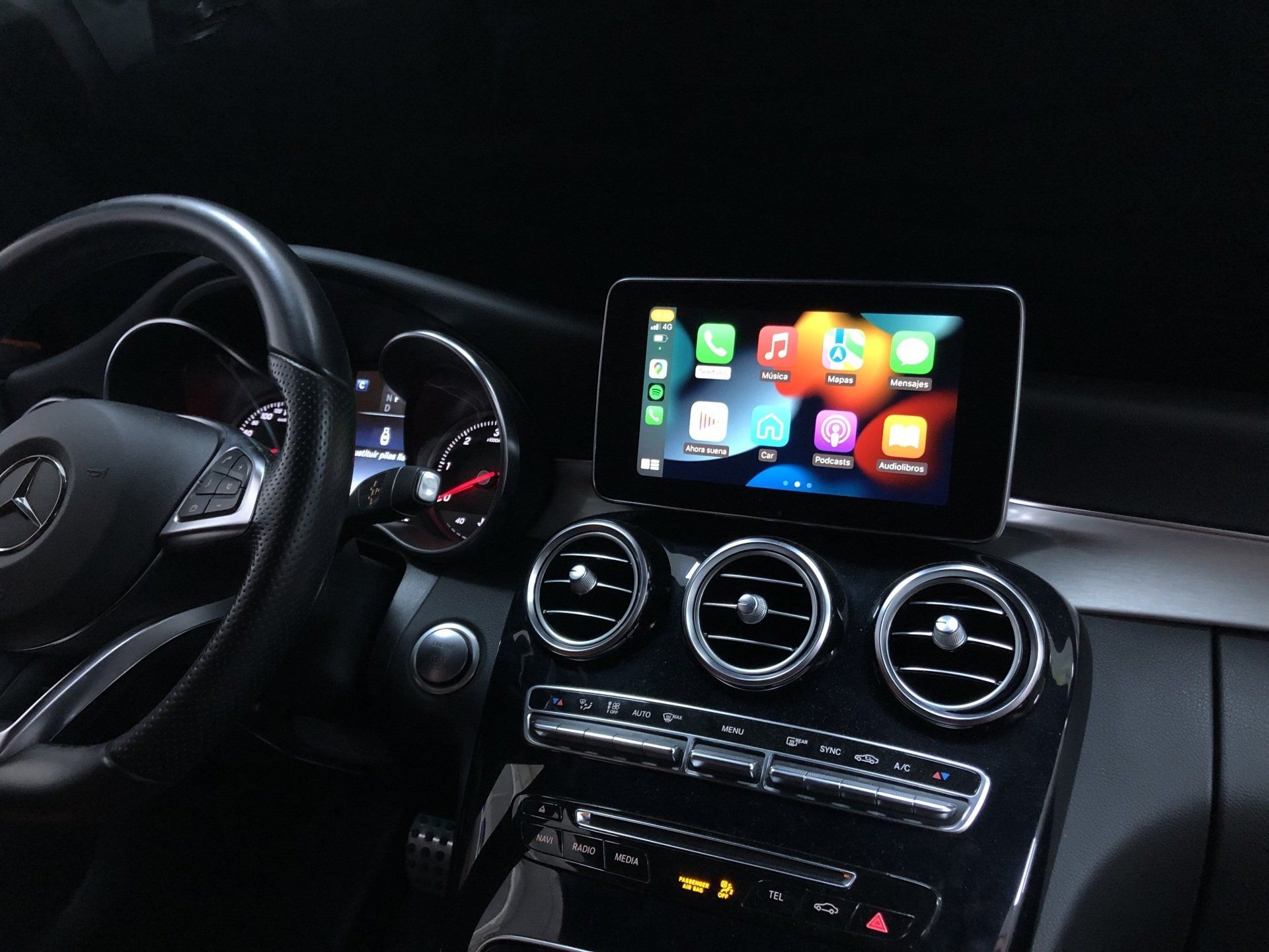 Interface Carplay - Android auto Mercedes