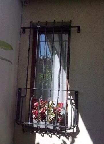 inferriata per finestra privata  - marnate - legnano