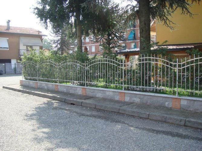 cancellata perimetrale di una casa - marnate - legnano
