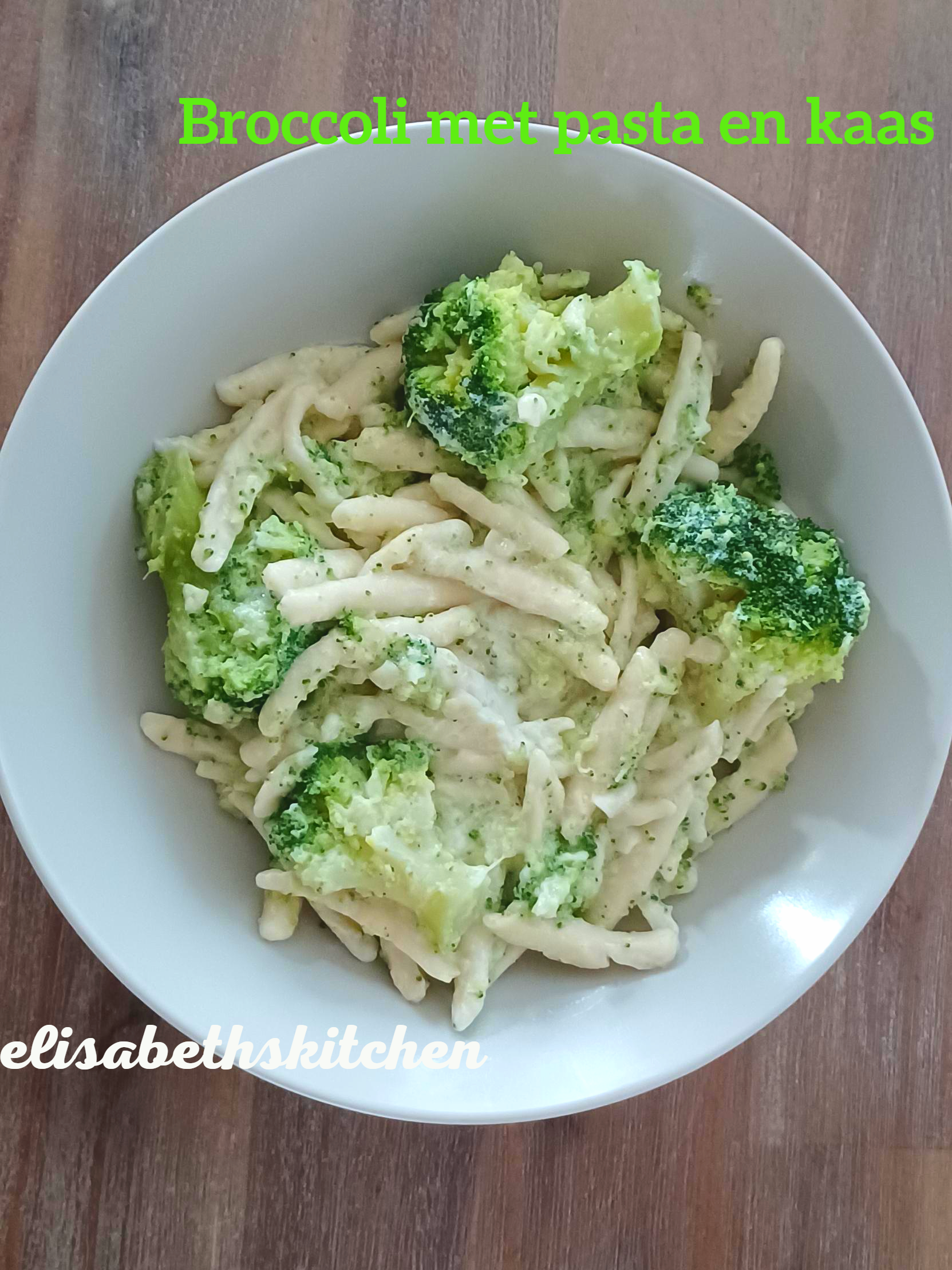 Broccoli met pasta en kaas