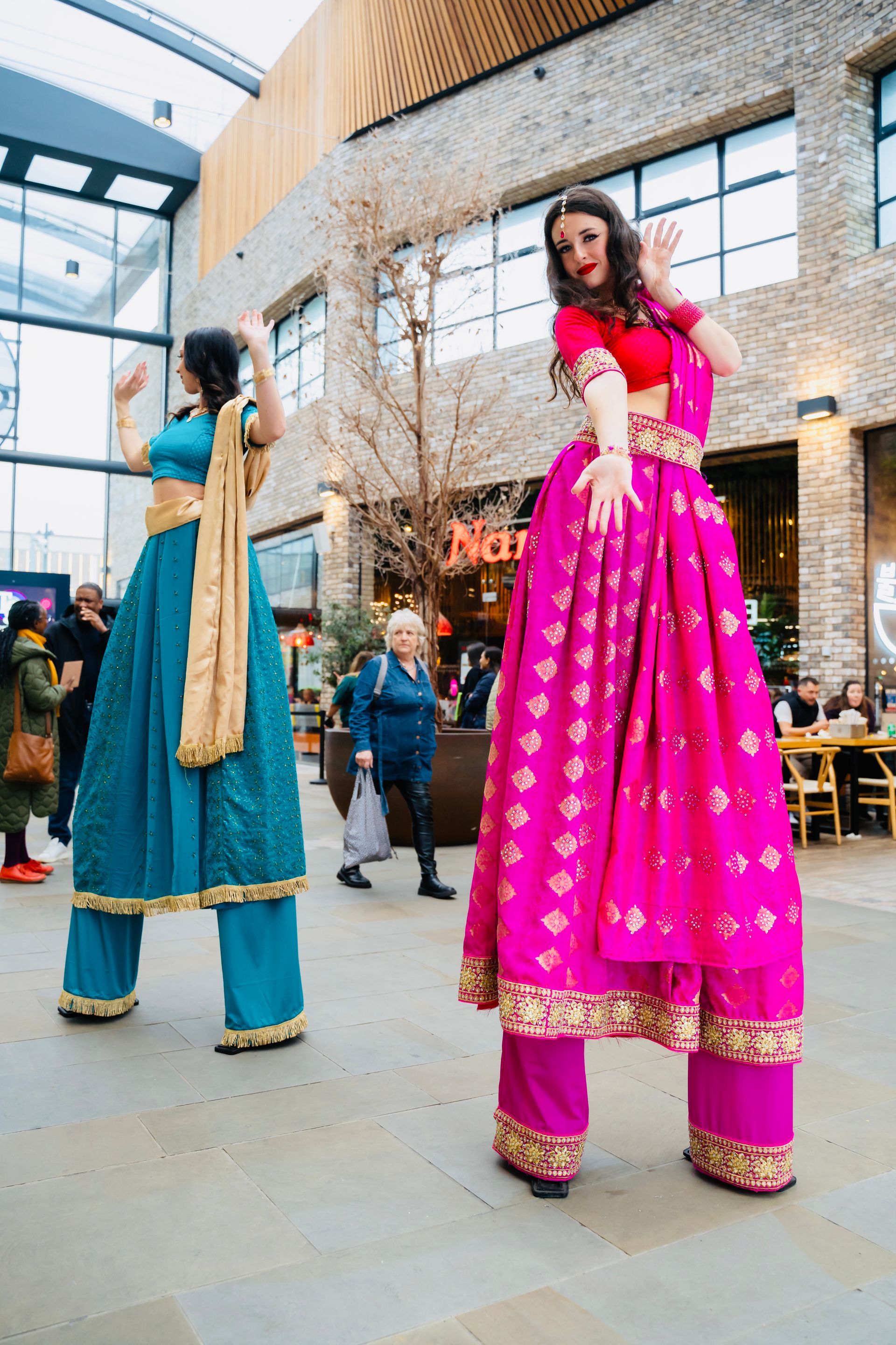 Professional  wedding photographer  M Video art