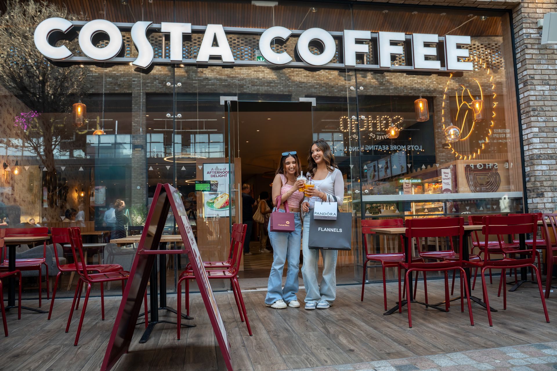 photographer leicester
Videographer leicester
commercial photography 
commercial videography 
Commercial photography 
corporate photoshoots leicester 
corporate photography leicester 