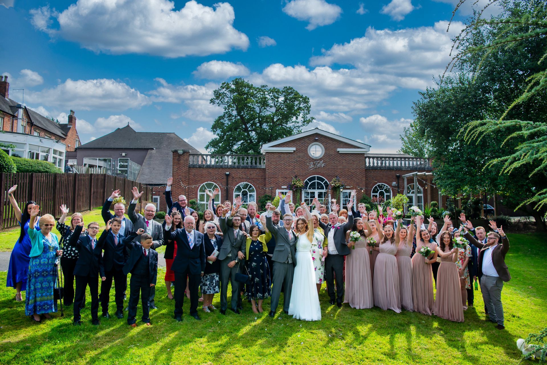 Professional videographer and photographer worldwide 