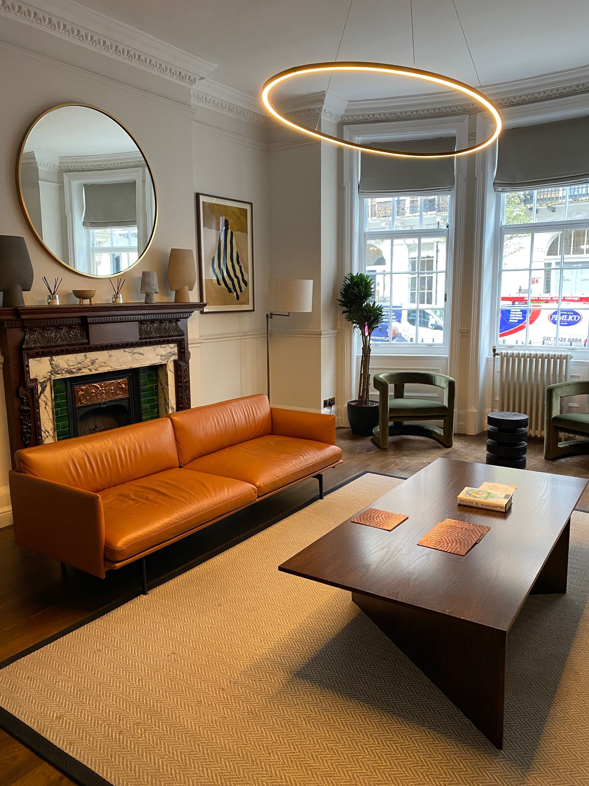 Waiting Room Dr. Gino Vissers - Harley Street