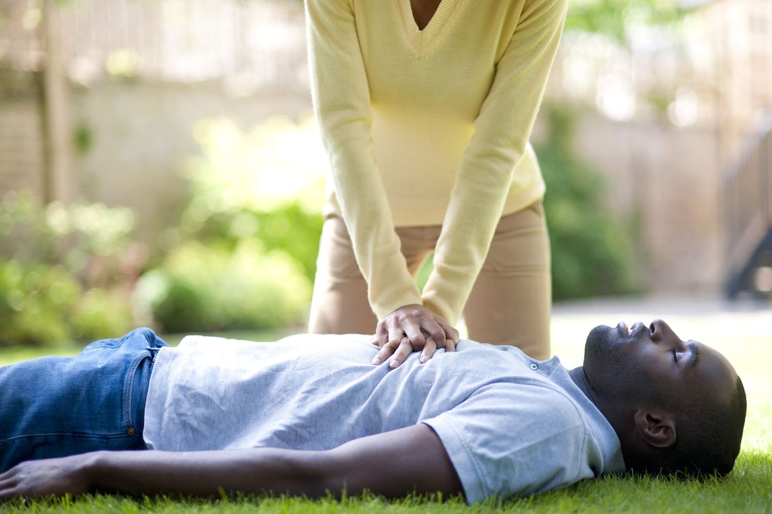 Start Chest Compressions