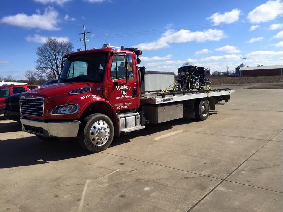 Rusko's Flatbed Tow Truck — Dearborn, MI — Rusko’s Service Center