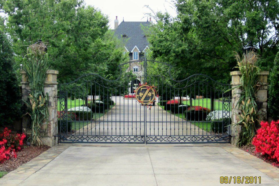 Residential Gate — Unicoi, TN — Ridge Land Gardens