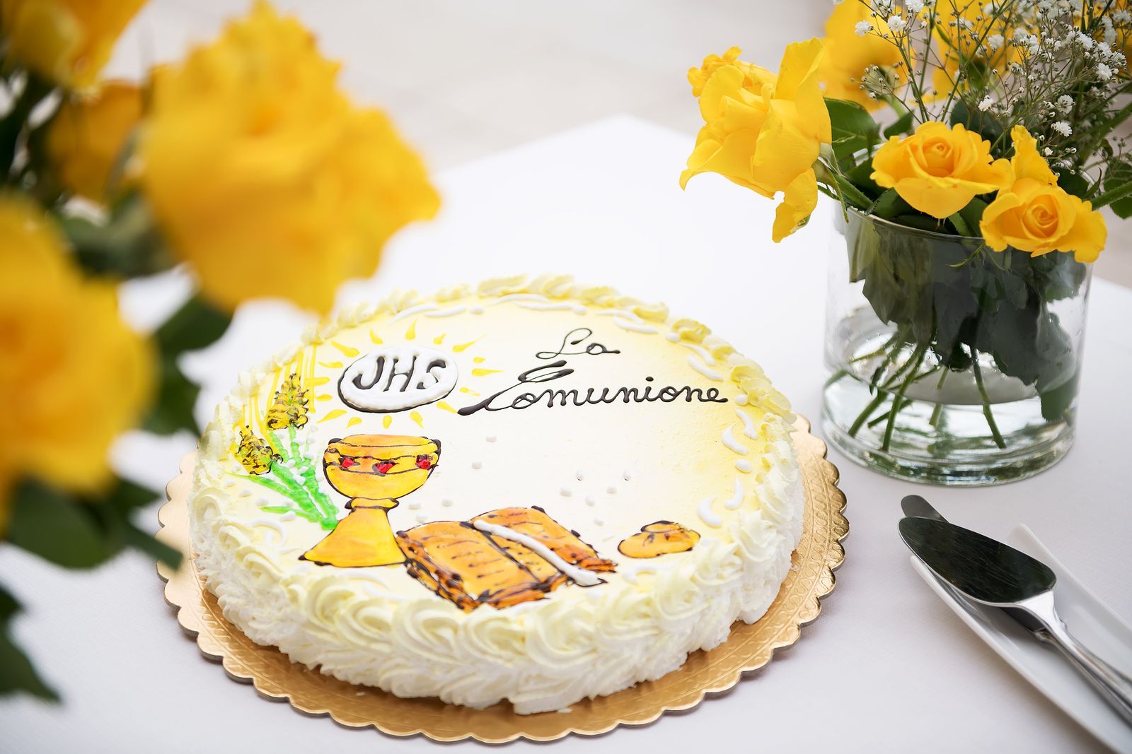 Holy communion cakes - cake