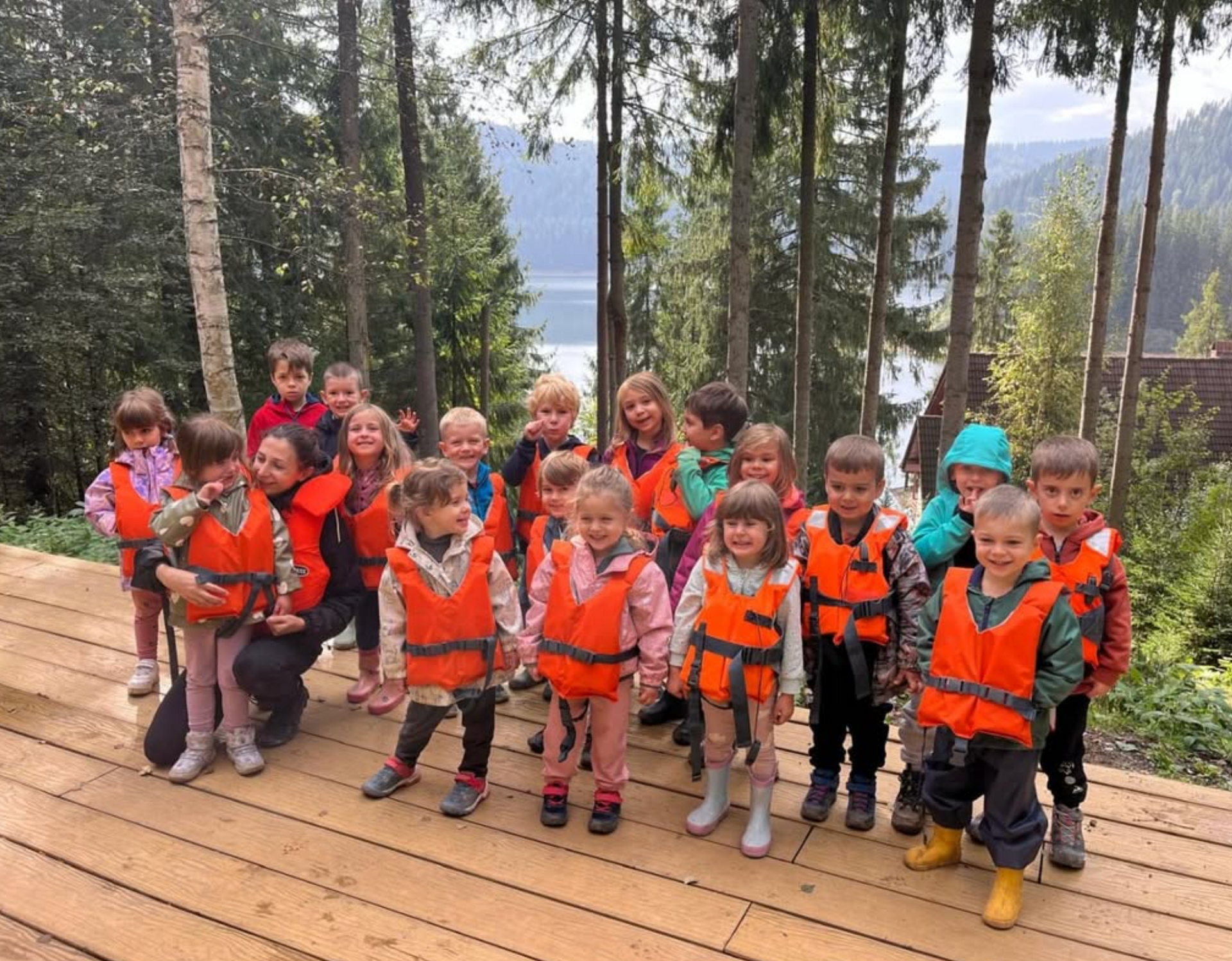 Tabara in natura a Gradinitei Montessori Cluj, la Belis- in locatia de tabere Montessori