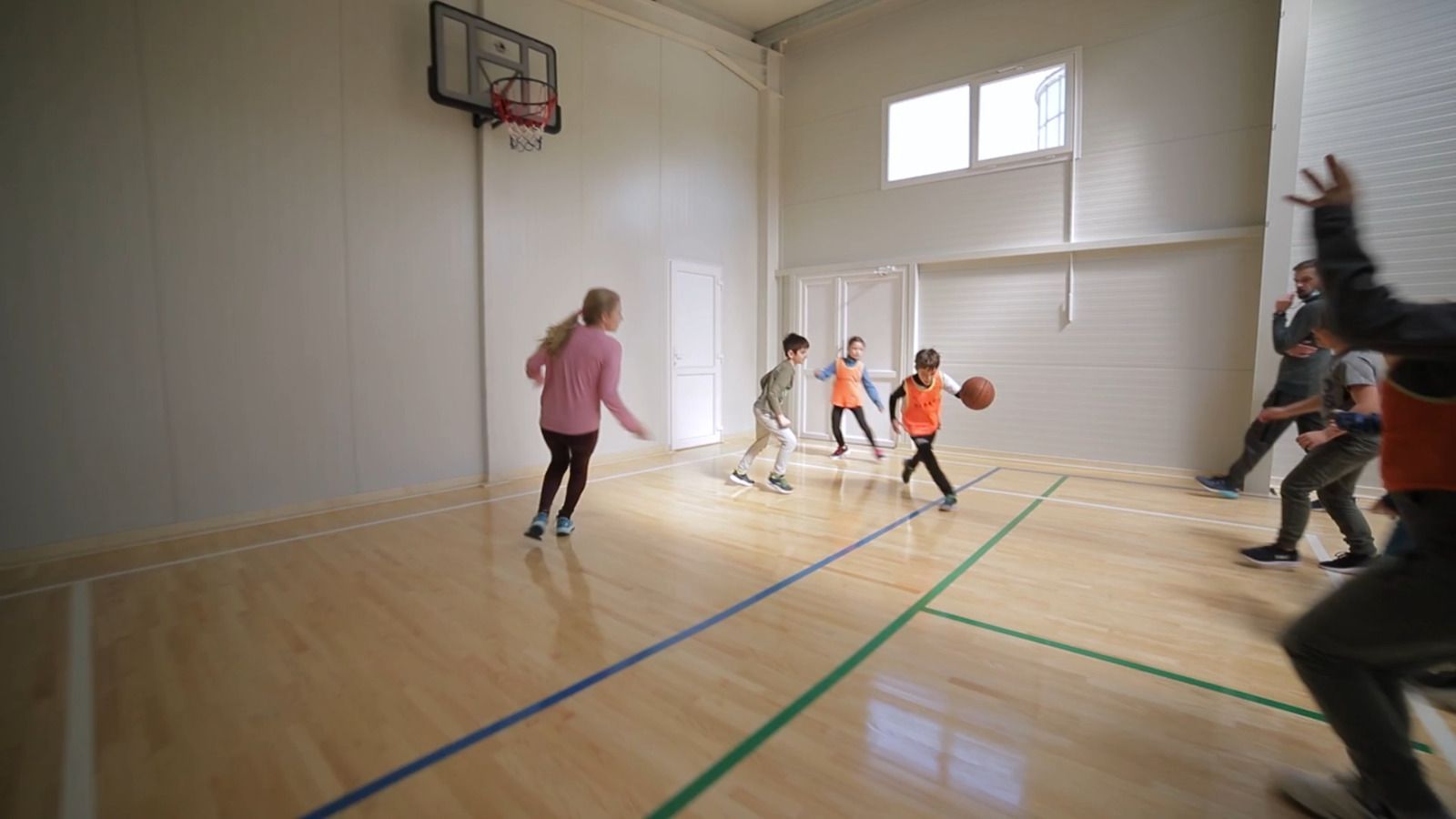 Una dintre salile de sport a Liceului Montessori Cluj