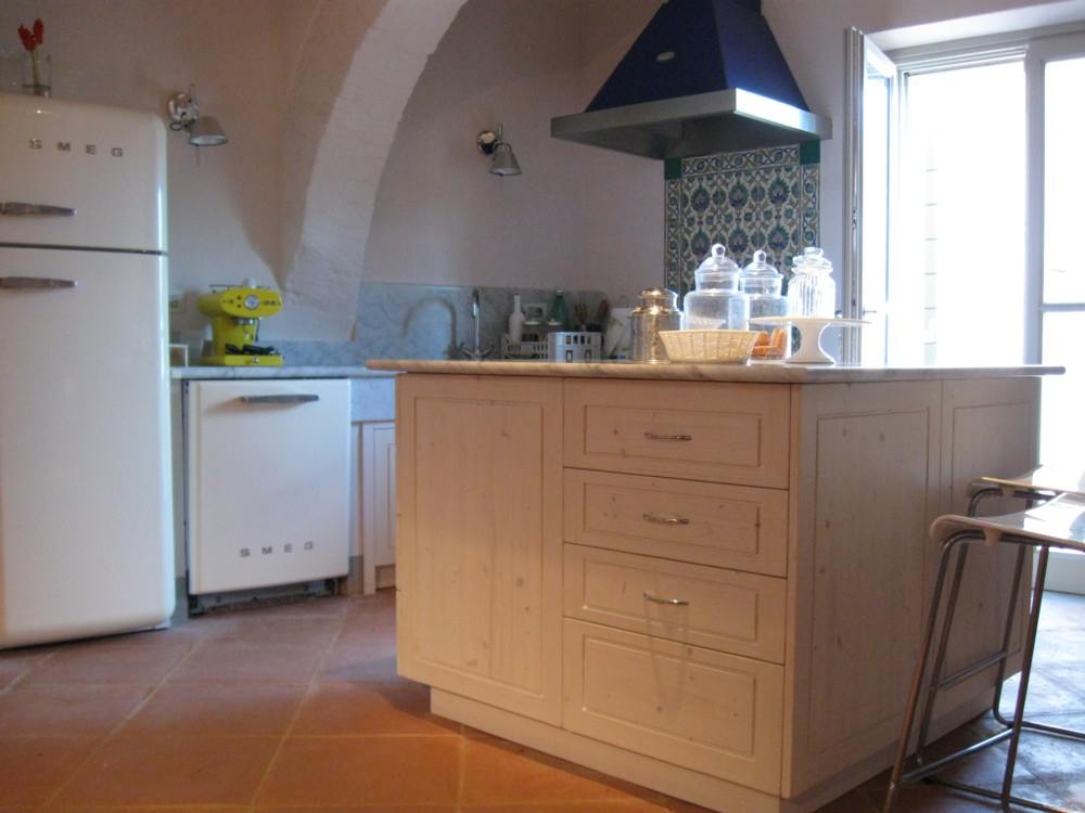 isola per cucina in legno