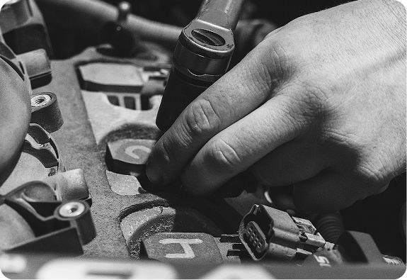 mechanic working | Gearhead Autoworks