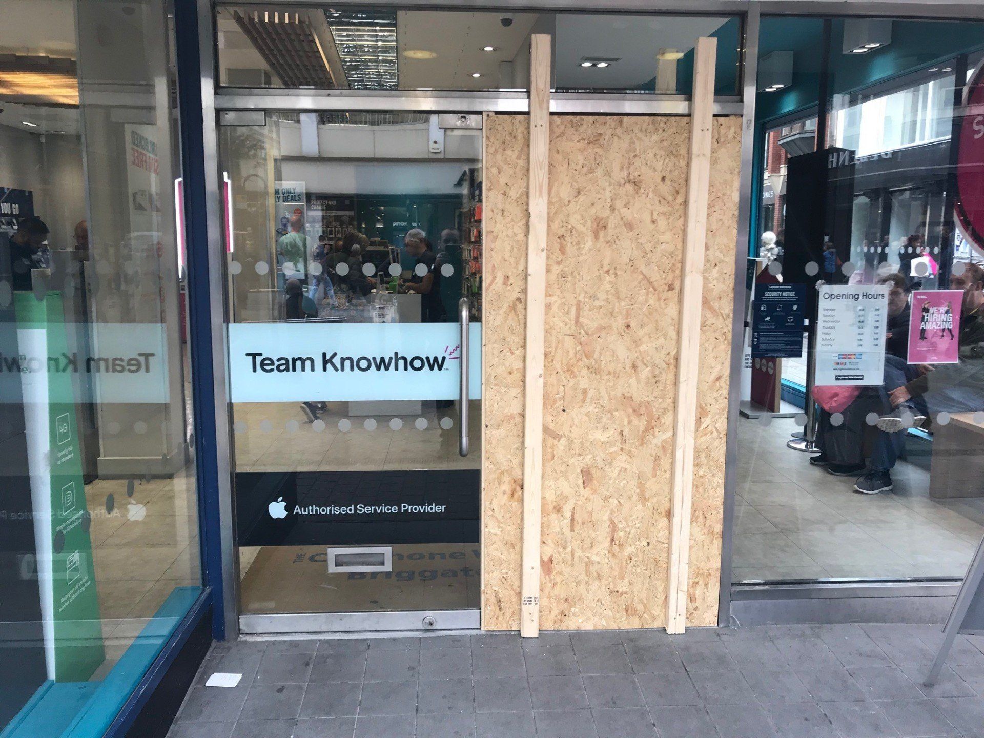 24 Hour Glaziers Wakefield