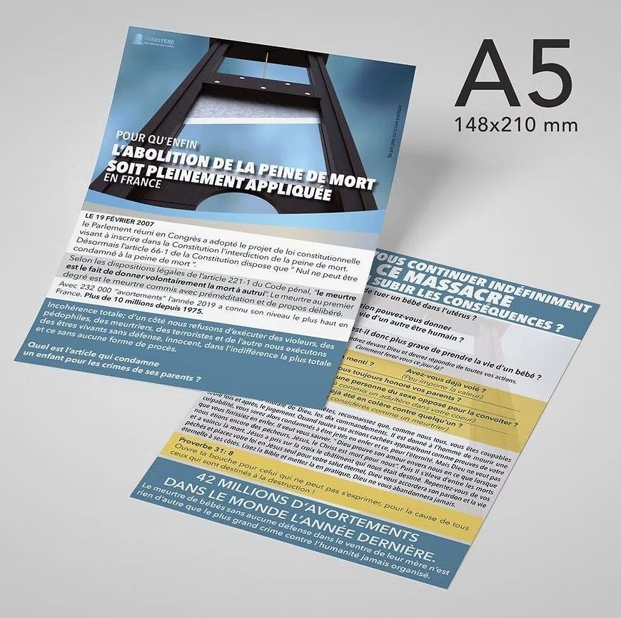 Un dépliant A5 avec une image d'une guillotine dessus
