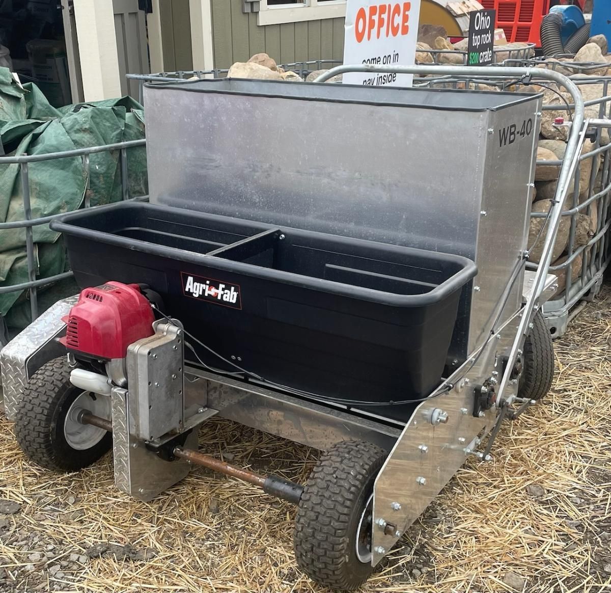 Walk Behind Spreader Mighty Straw