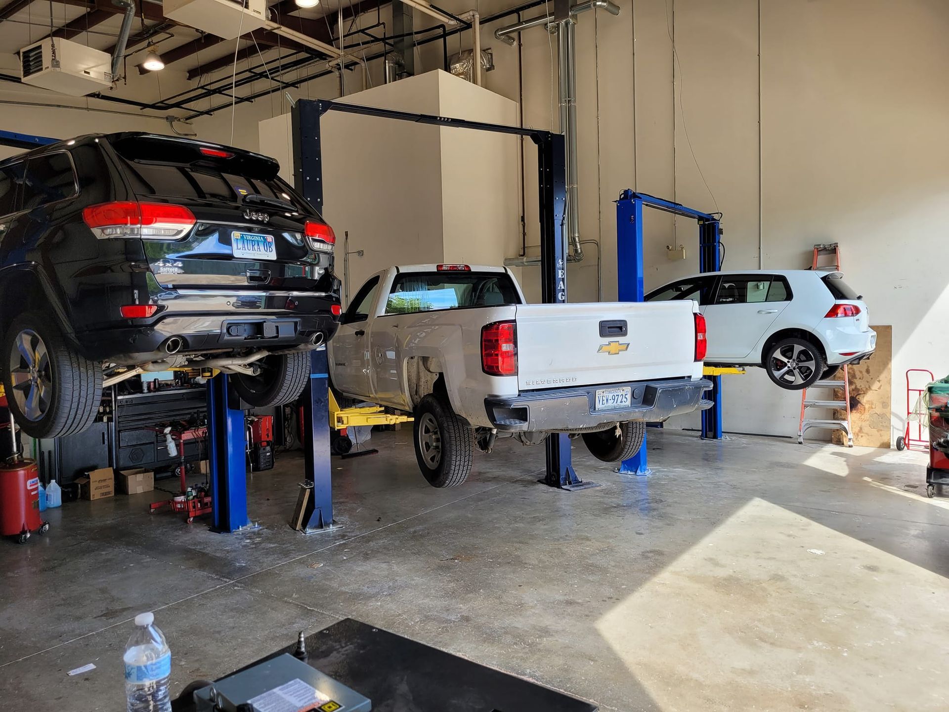 Inside the auto shop | Gainesville Garage & Trailer Sales