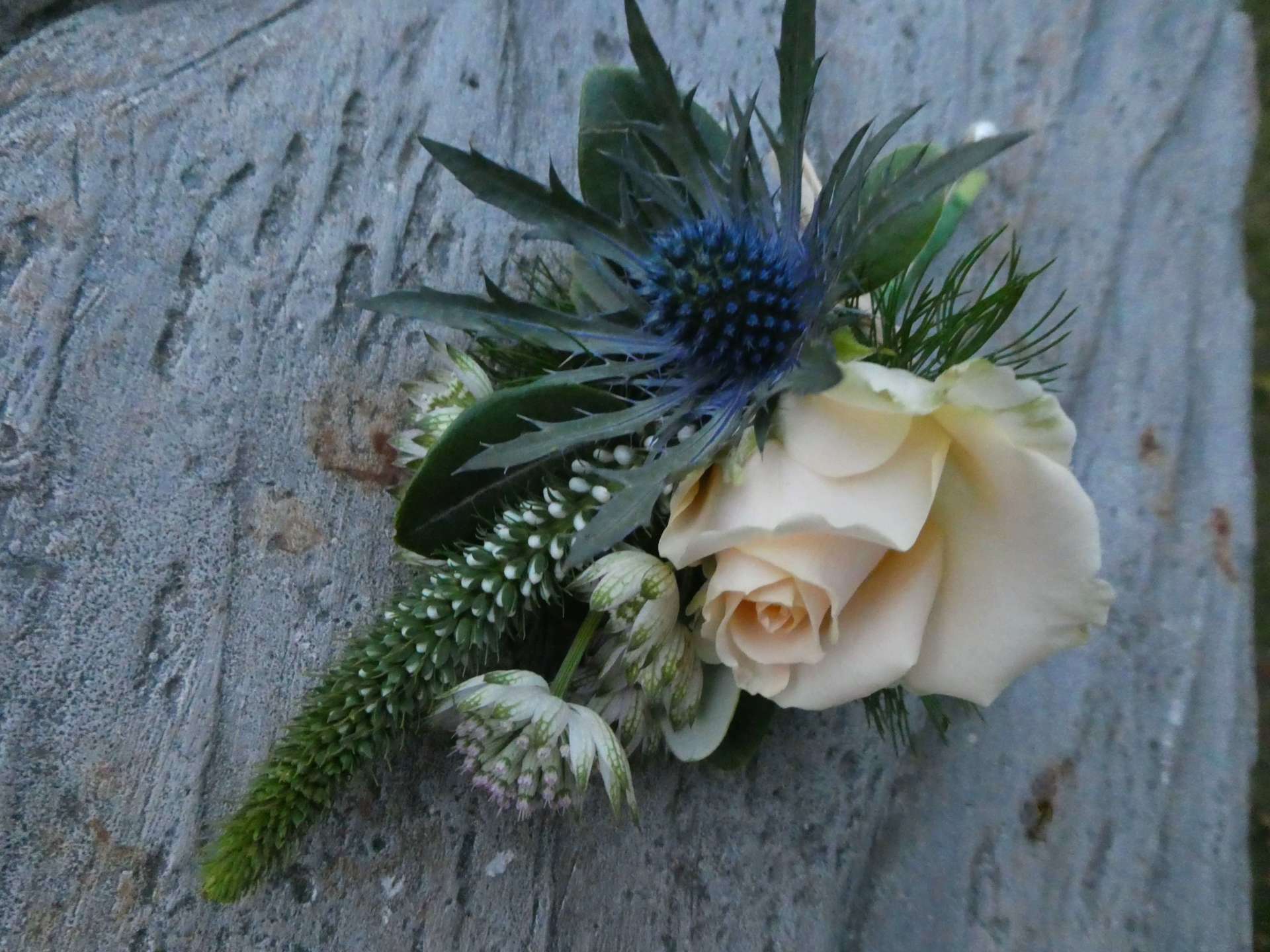 buttonholes and corsages