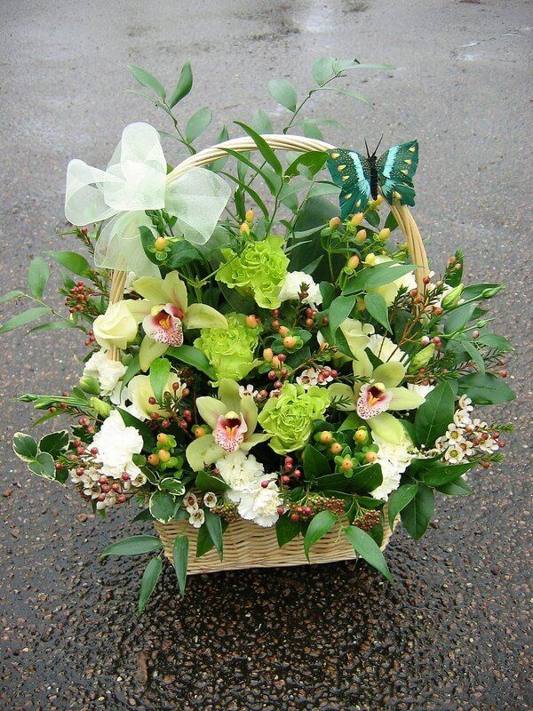 Elisabeth Bemment Floral Design  - Bouquets & Baskets