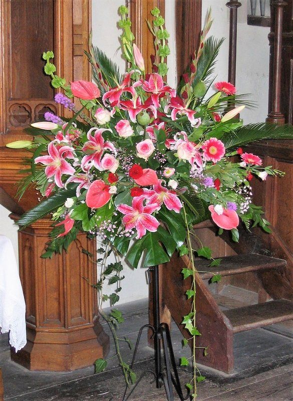 Elisabeth Bemment Floral Design - Reception Flowers