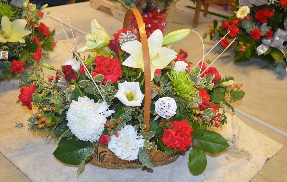 Elisabeth Bemment Floral Design  - Christmas  Flowers