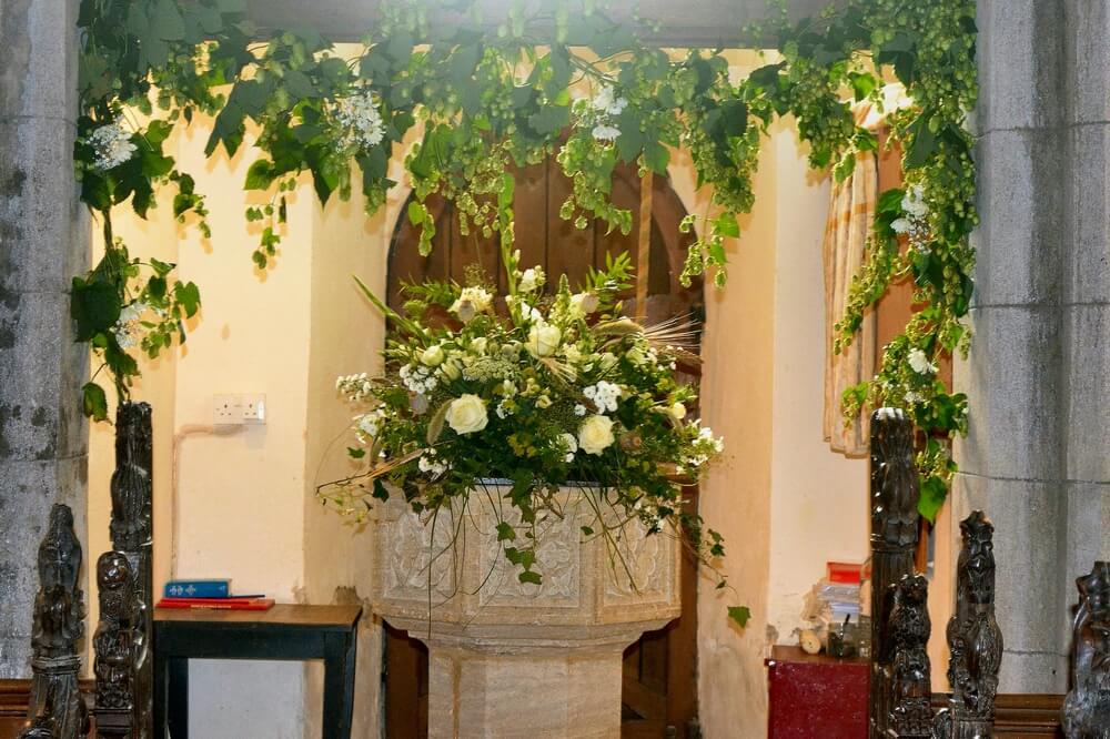 Elisabeth Bemment Floral Design - Finest Wedding Album