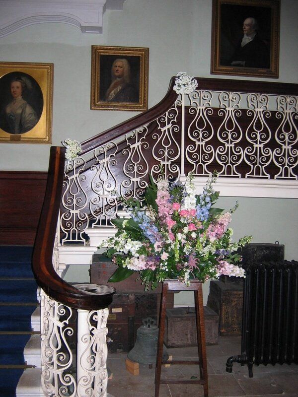 Elisabeth Bemment Floral Design  - Finest Wedding Album