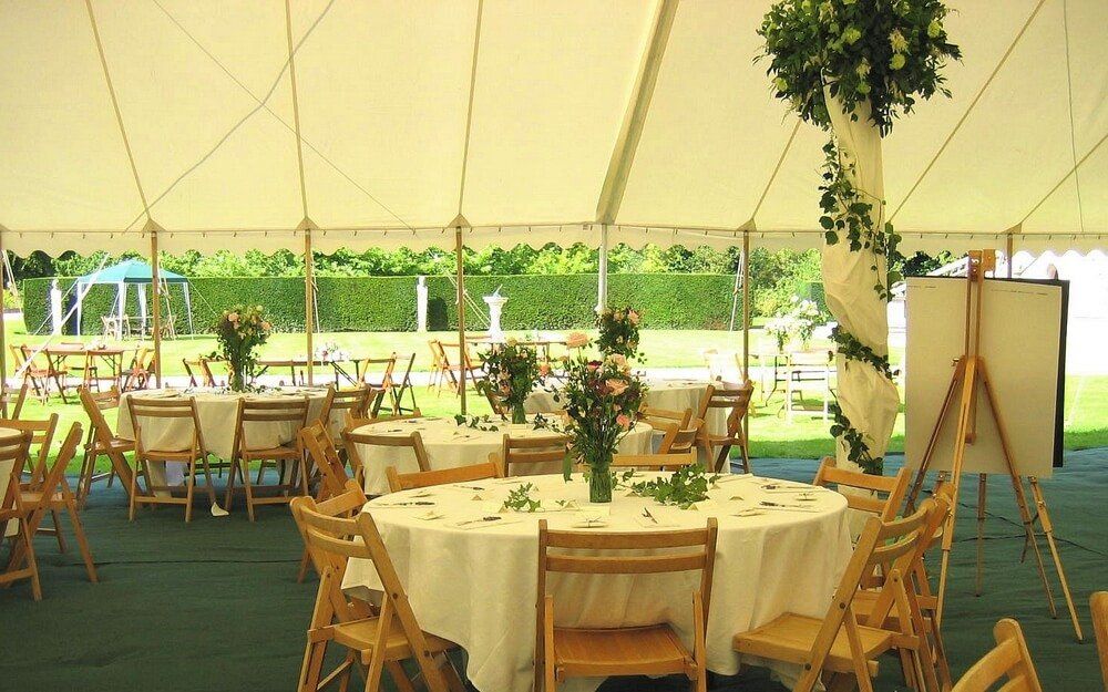 Elisabeth Bemment Floral Design  - Finest Wedding Album