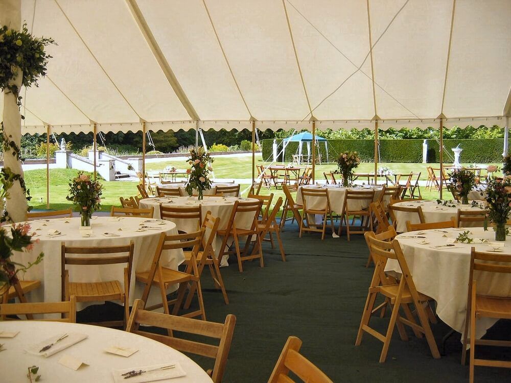 Elisabeth Bemment Floral Design  - Finest Wedding Album