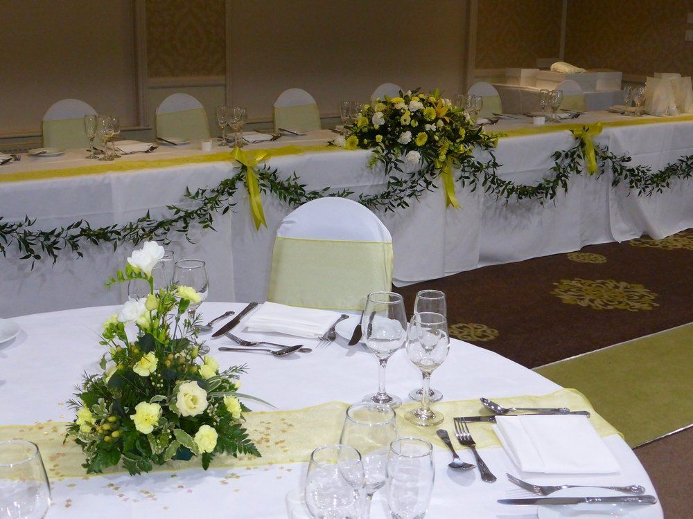 Elisabeth Bemment Floral Design - Reception Flowers