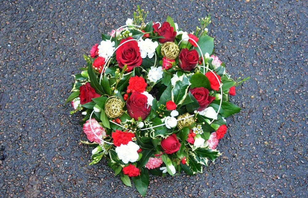 Elisabeth Bemment Floral Design  - Christmas  Flowers