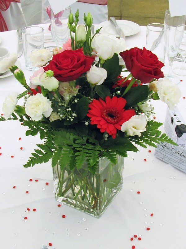 Elisabeth Bemment Floral Design - Reception Flowers