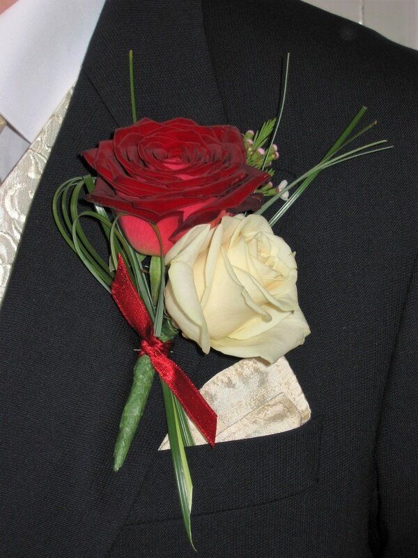 Elisabeth Bemment Floral Design -Button Holes & Corsages