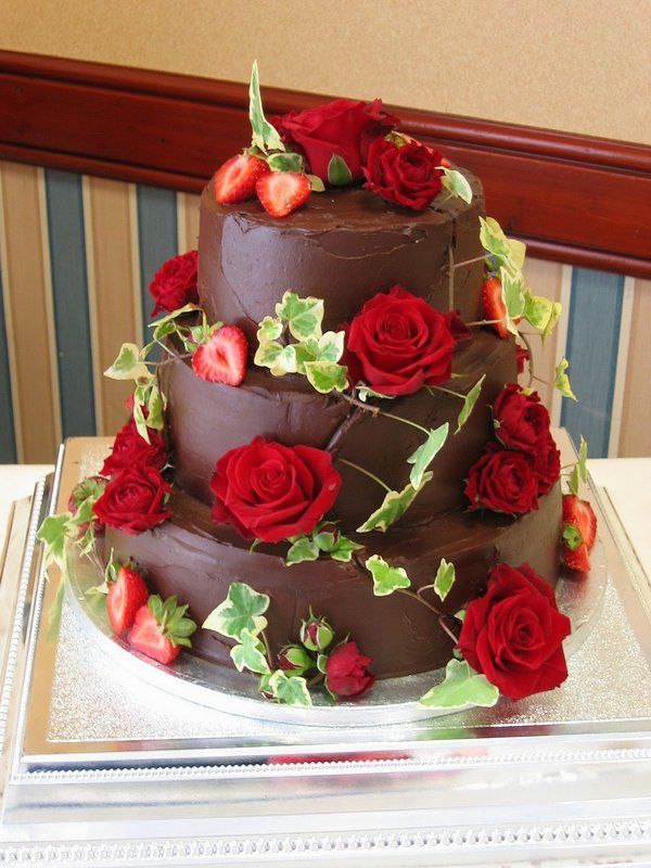 Elisabeth Bemment Floral Design -Wedding Cakes