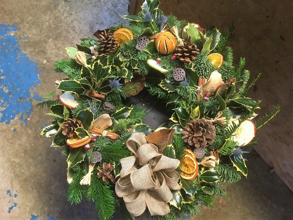 Elisabeth Bemment Floral Design  - Christmas  Flowers