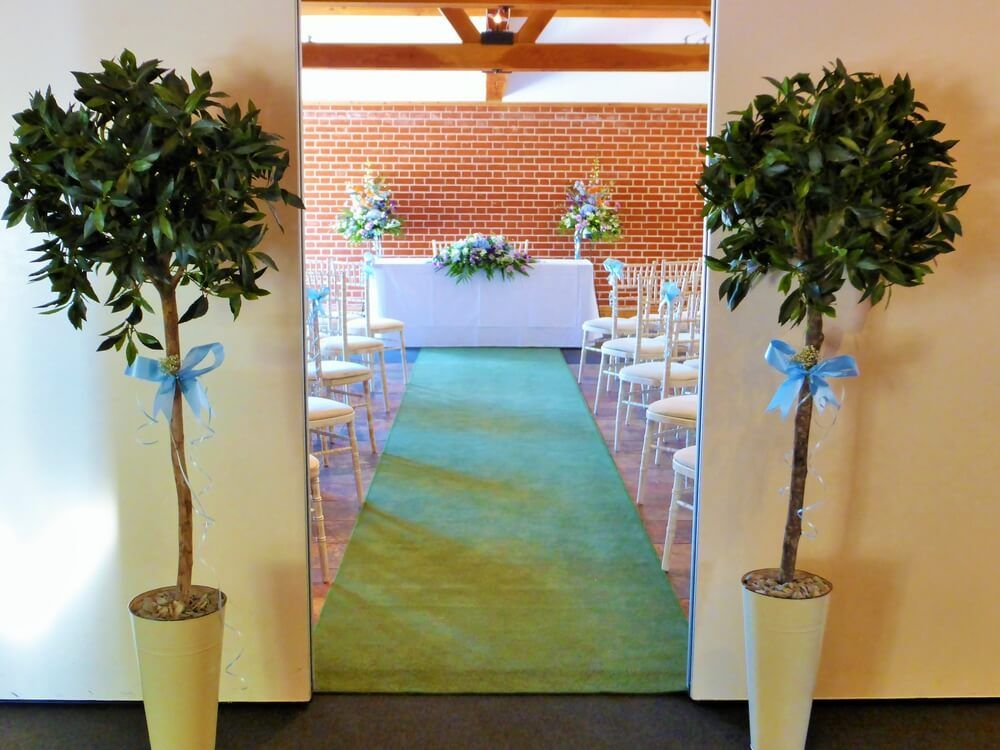 Elisabeth Bemment Floral Design  - Finest Wedding Album