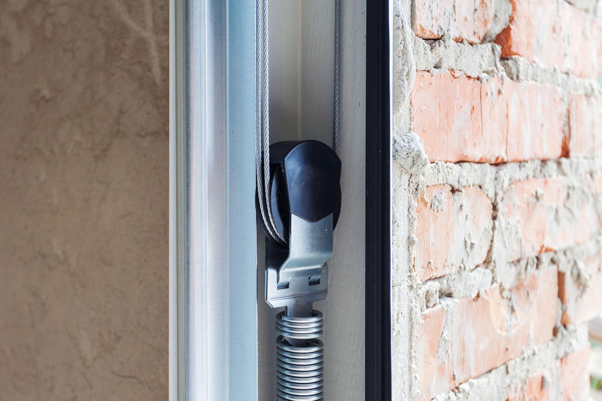 Garage Door Spring Replacement in Jacksonville, FL