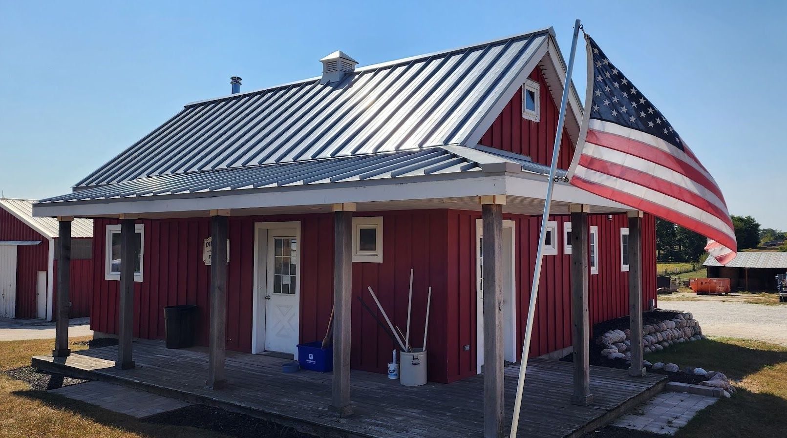 Roof Master with Electric Screwdriver — Elkhorn, WI — Elkhorn Roofing