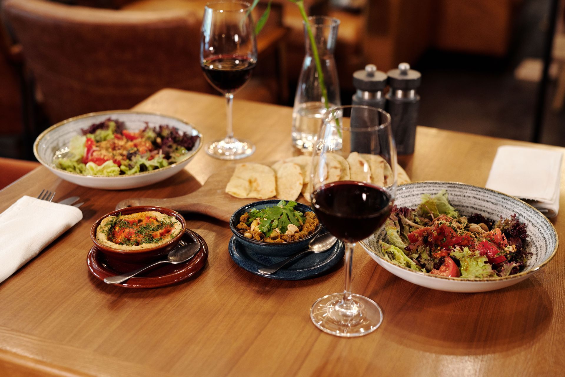 Healthy restaurant meal options for patients taking GLP-1 weight loss medications