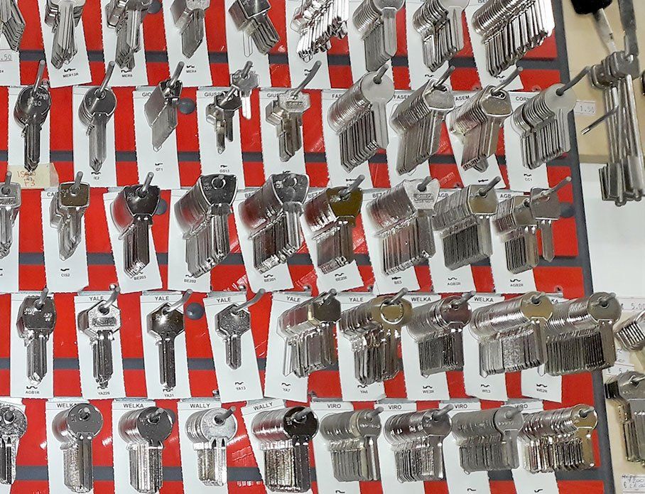 Duplicazione chiavi e radiocomandi