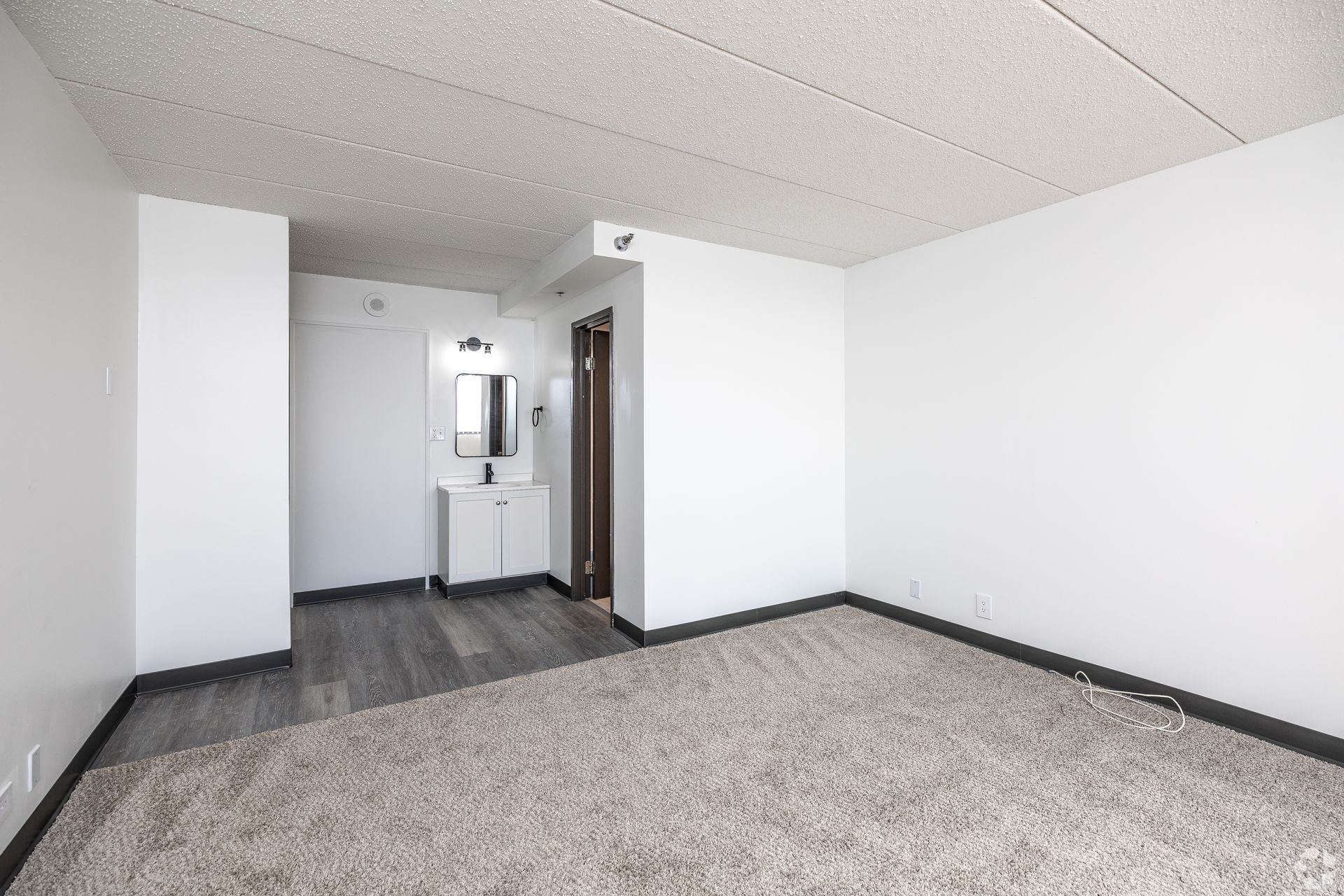 The McCoy @ 8035 Apartments For Rent Newly Remodeled Floor Plans