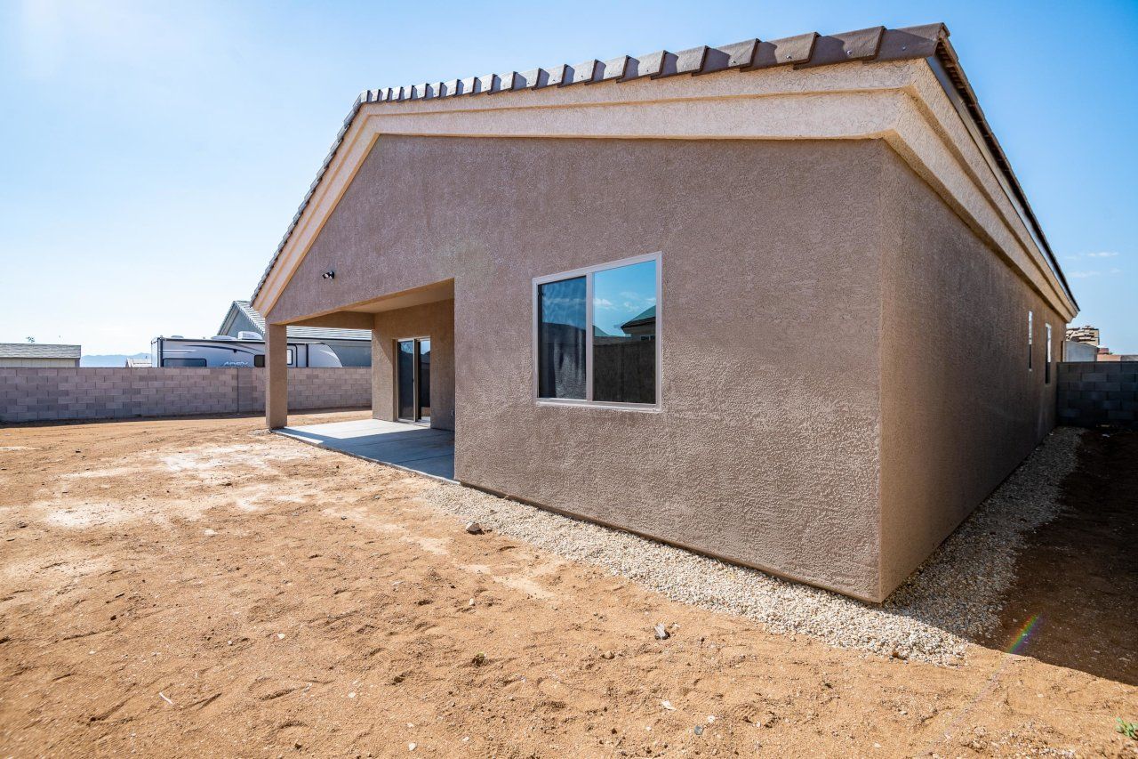 New Home Construction in Kingman AZ, Custom Home Builder Services, Modern Home Design Trends, Arizona Real Estate, Home Buyer