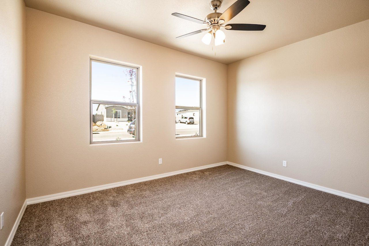 New Home Construction in Kingman AZ, Custom Home Builder Services, Modern Home Design Trends, Arizona Real Estate, Home Buyer