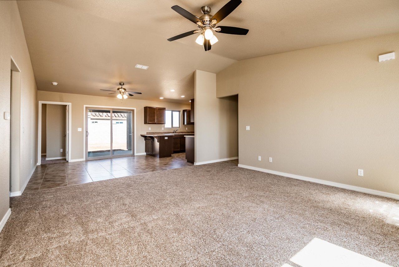 New Home Construction in Kingman AZ, Custom Home Builder Services, Modern Home Design Trends, Arizona Real Estate, Home Buyer