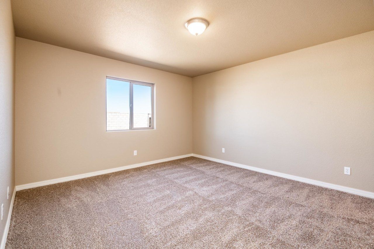 New Home Construction in Kingman AZ, Custom Home Builder Services, Modern Home Design Trends, Arizona Real Estate, Home Buyer